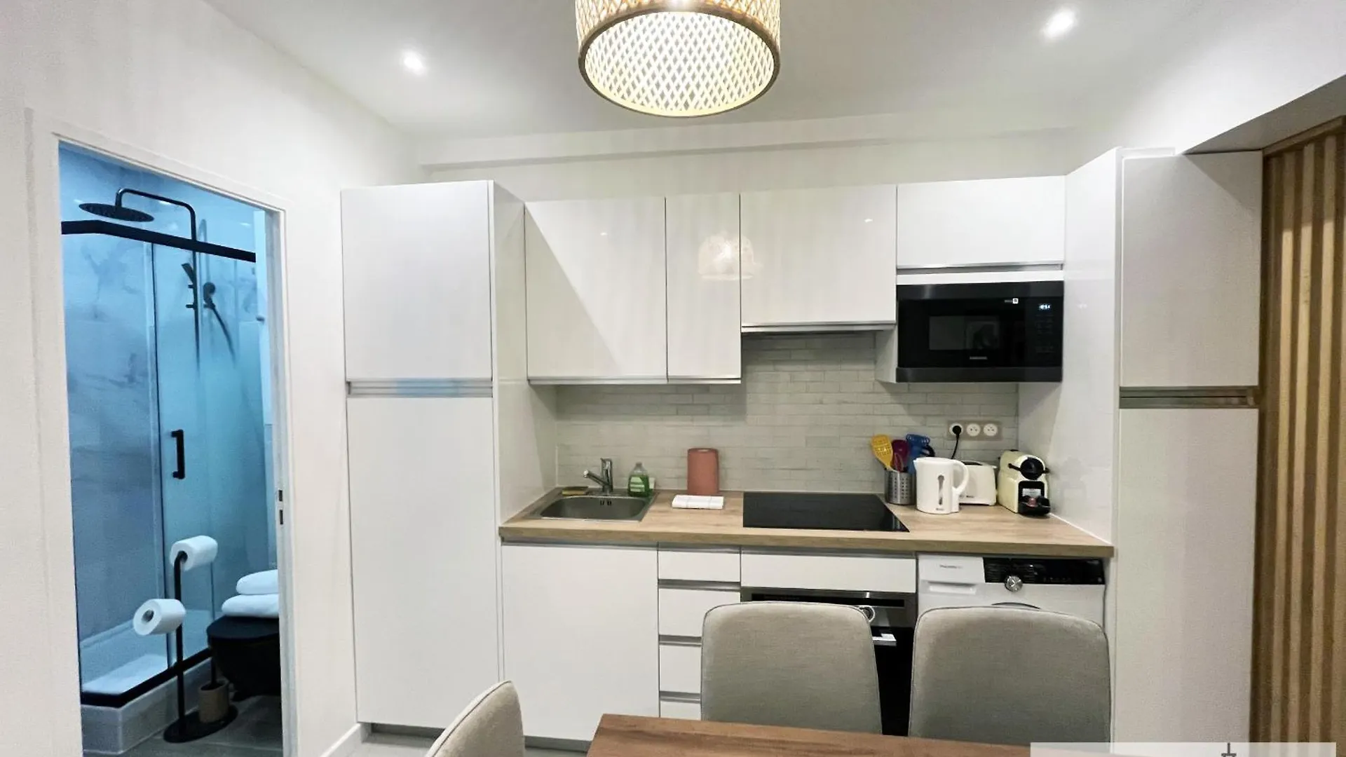 Apartament Urban Flat 178 - Cosy Chic 2 Bedroom Flat In *