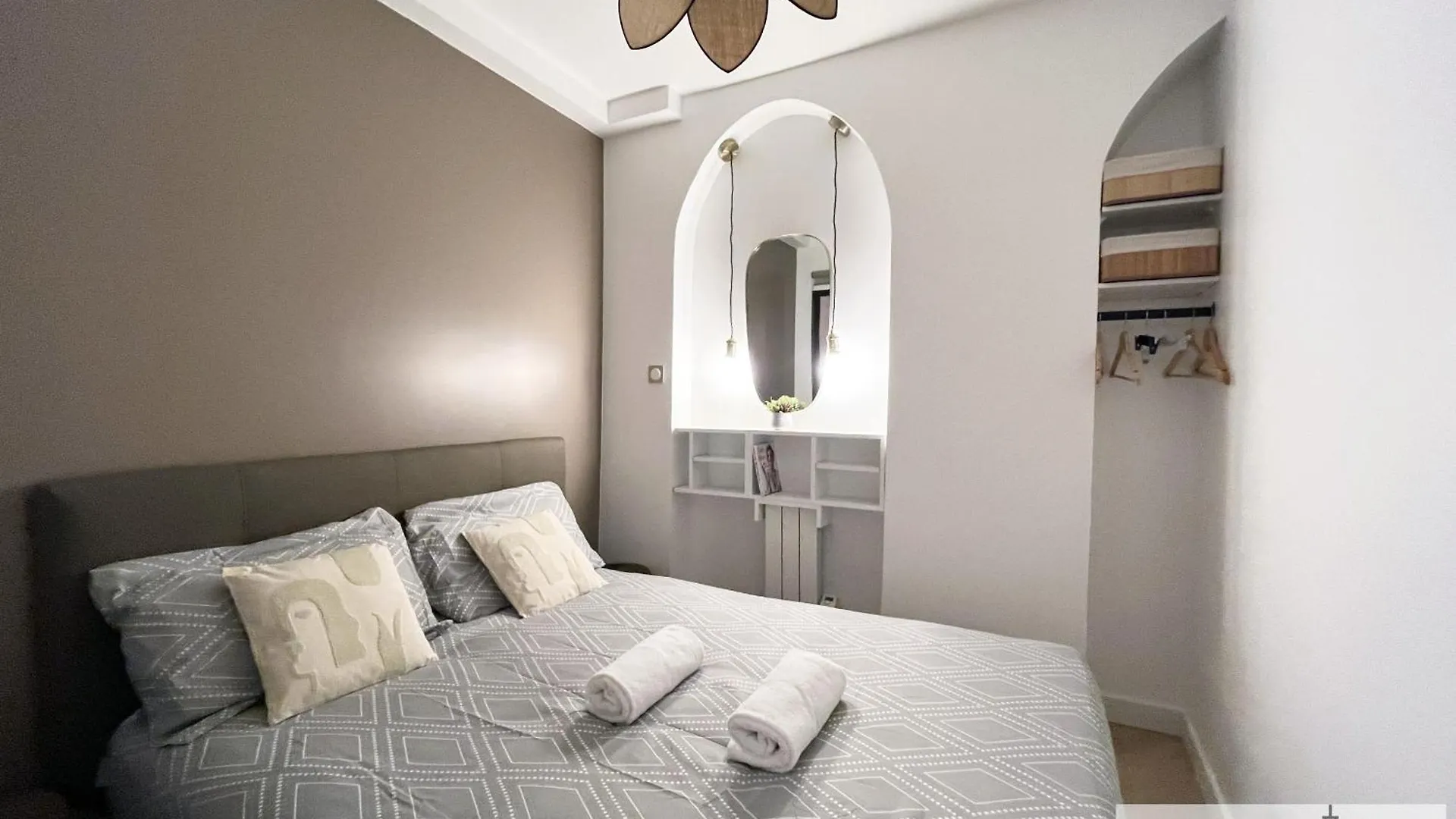 Urban Flat 178 - Cosy Chic 2 Bedroom Flat In פריז
